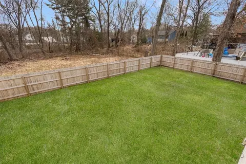 Exterior - 38 Overbrook Ave, Warwick, RI 02889 photo 10 of 10