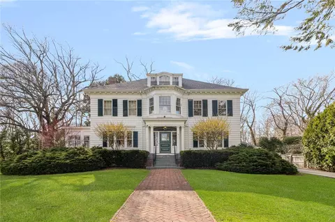 291 Spencer Ave, East Greenwich, RI 02818