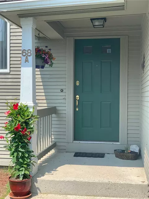 68 Hilltop Dr #A, North Providence, RI 02904