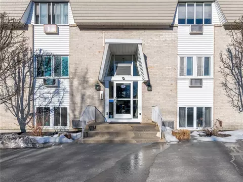 4430 Post Rd #62E, East Greenwich, RI 02818