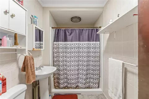 Bath - 149 Burrington St, Woonsocket, RI 02895 photo 1 of 3