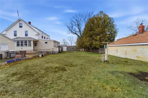 Exterior - 149 Burrington St, Woonsocket, RI 02895 photo 8 of 10