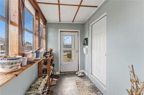 Entry Way - 149 Burrington St, Woonsocket, RI 02895 photo 1 of 4