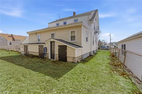 Exterior - 149 Burrington St, Woonsocket, RI 02895 photo 9 of 10