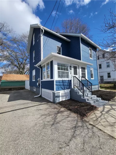 58 Alexander St, Providence, RI 02907