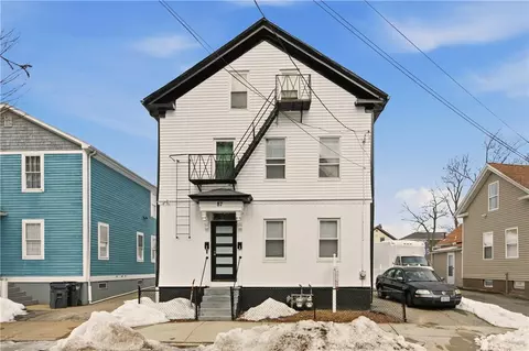 87 Gallup St, Providence, RI 02905