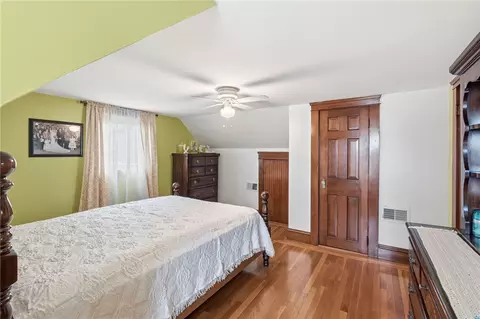 Bedroom - 16 Althea Rd, Warwick, RI 02889 photo 4 of 5