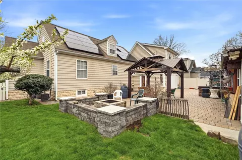 Exterior - 16 Althea Rd, Warwick, RI 02889 photo 5 of 8