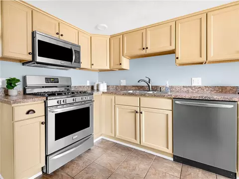 Kitchen - 26 Anthony St, Warwick, RI 02886 photo 2 of 4