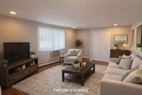 56 River St #31, West Warwick, RI 02893