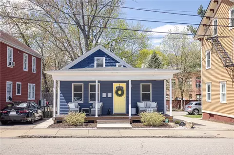 157 Duke St, East Greenwich, RI 02818