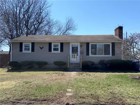 24 Johnson Ave, Warwick, RI 02886