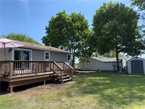 Exterior - 24 Johnson Ave, Warwick, RI 02886 photo 6 of 7