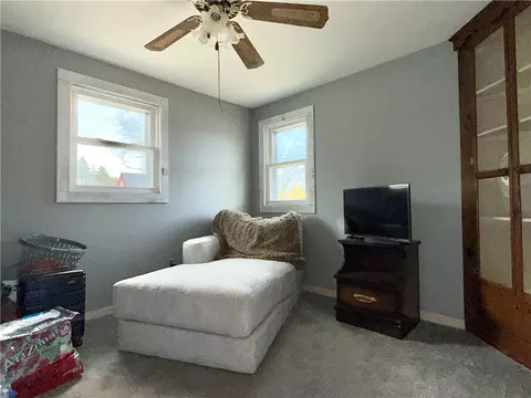 Bedroom - 24 Johnson Ave, Warwick, RI 02886 photo 1 of 5