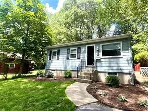 47 Williams St, Lincoln, RI 02865