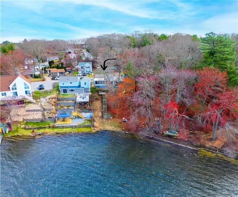 41 Club House Rd, West Greenwich, RI 02817