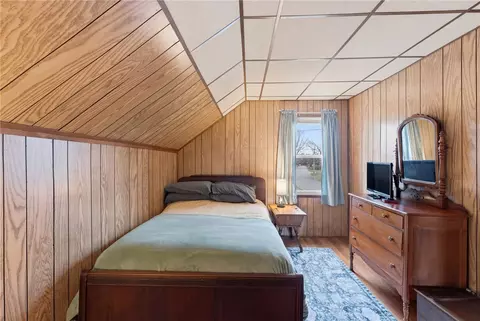 Bedroom - 48 Read St, Riverside, RI 02915 photo 7 of 10