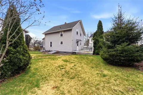 Exterior - 48 Read St, Riverside, RI 02915 photo 4 of 7