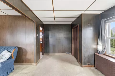 Entry Way - 48 Read St, Riverside, RI 02915 photo 2 of 2