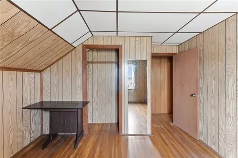 Bedroom - 48 Read St, Riverside, RI 02915 photo 6 of 10