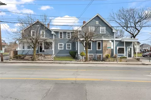 1040 Cranston St, Cranston, RI 02910