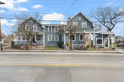 1040 Cranston St, Cranston, RI 02910
