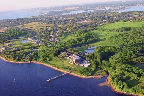 125 Corys Ln #WEATHERLY, Portsmouth, RI 02871