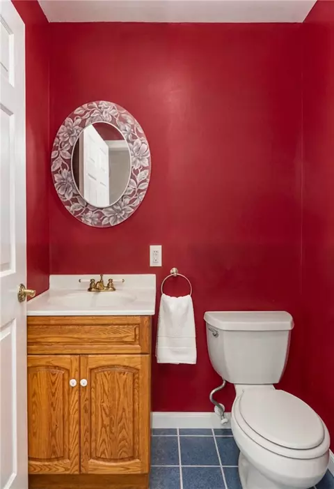 Bath - 542 Spring St, Exeter, RI 02822 photo 1 of 5