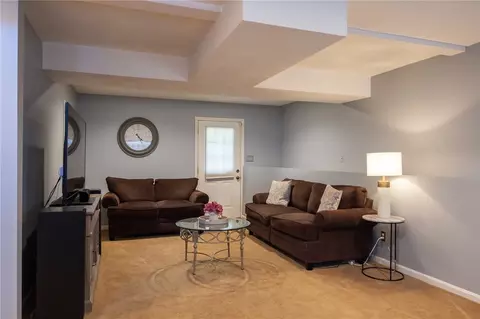 Living - 367 Commonwealth Ave, Warwick, RI 02886 photo 4 of 8