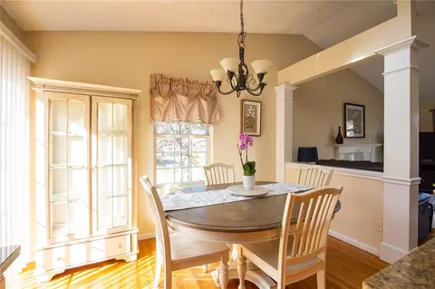Dining - 367 Commonwealth Ave, Warwick, RI 02886 photo 1 of 2