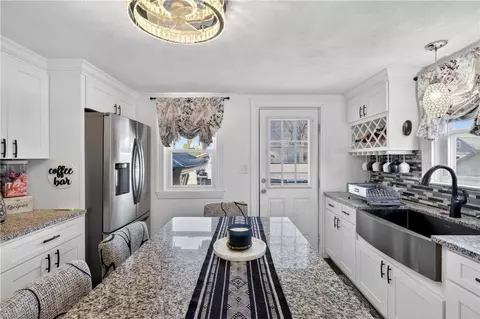 80 Dewey Ave, Pawtucket, RI 02861