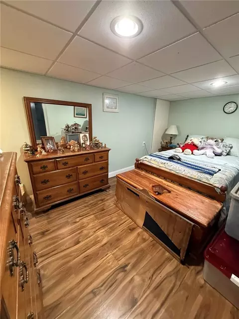 Bedroom - 366 Aylsworth Ave, Woonsocket, RI 02895 photo 4 of 4