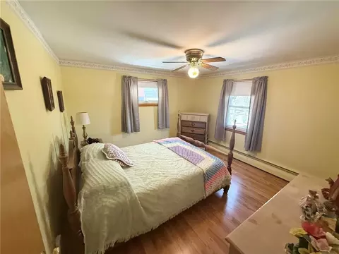 Bedroom - 366 Aylsworth Ave, Woonsocket, RI 02895 photo 1 of 4