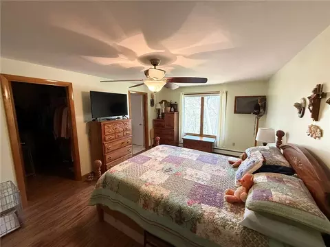 Bedroom - 366 Aylsworth Ave, Woonsocket, RI 02895 photo 3 of 4
