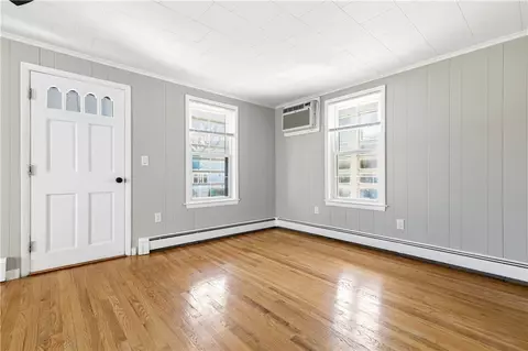Living - 708 3rd Ave, Woonsocket, RI 02895 photo 2 of 6