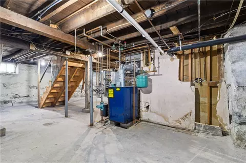 Entry Way - 708 3rd Ave, Woonsocket, RI 02895 photo 3 of 3