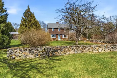 111 King Tom Dr, Charlestown, RI 02813