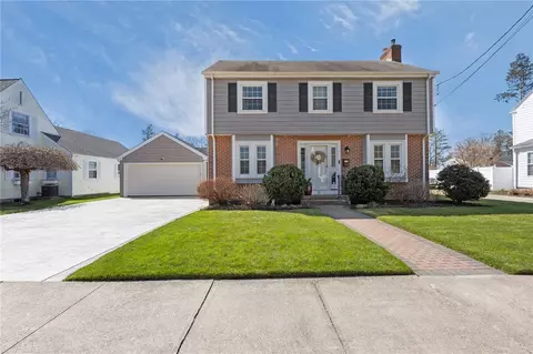 21 Belgrade Ave, Pawtucket, RI 02861