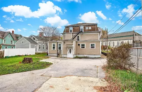 Exterior - 159 Earle St, Woonsocket, RI 02895 photo 4 of 7