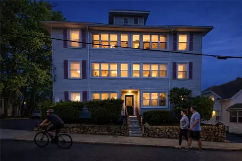 51 Wood Ave, Woonsocket, RI 02895 photo 13