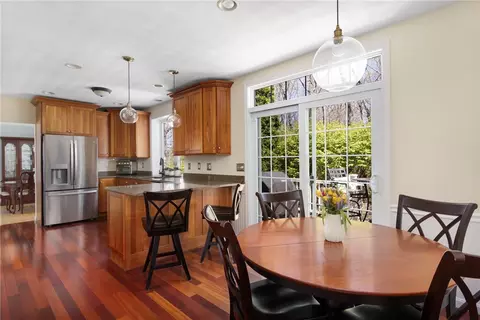 283 Castle Rocks Rd, Warwick, RI 02886 photo 17
