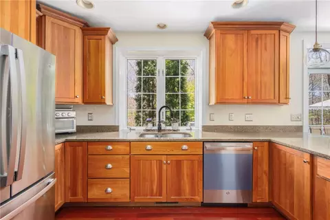 283 Castle Rocks Rd, Warwick, RI 02886 photo 15