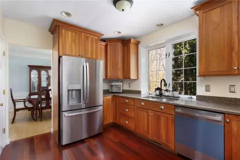 283 Castle Rocks Rd, Warwick, RI 02886 photo 12