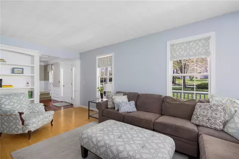283 Castle Rocks Rd, Warwick, RI 02886 photo 5