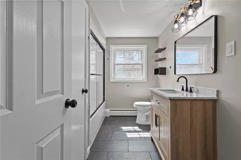 Bath - 92 Star Ave, Woonsocket, RI 02895 photo 3 of 4
