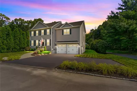 20 Grove Rd, Cumberland, RI 02864