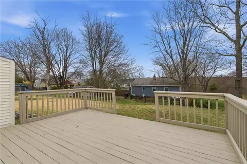 Exterior - 31 Flora Ave, Woonsocket, RI 02895 photo 3 of 11