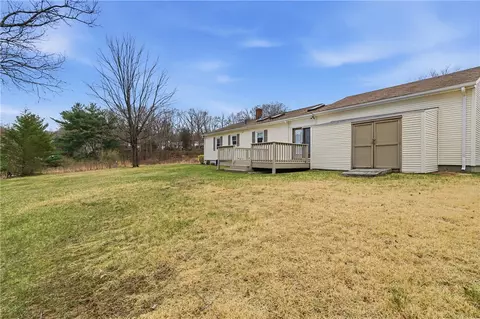 Exterior - 31 Flora Ave, Woonsocket, RI 02895 photo 11 of 11