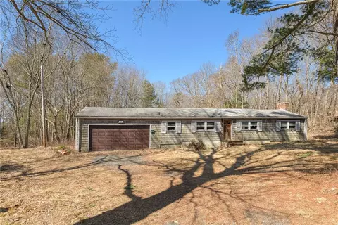 213 Hallville Rd, Exeter, RI 02822
