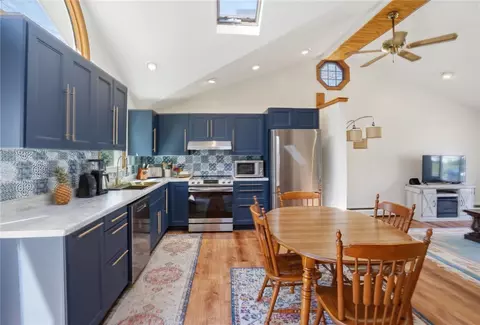 Kitchen - 25 Daniel Dr, Coventry, RI 02816 photo 2 of 6